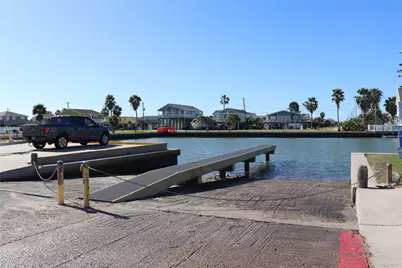 4123 Reeves Drive, Galveston, TX 77554 - Photo 21