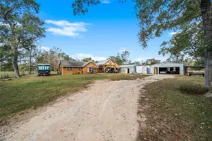 6742 Dusty Ln, Conroe, TX 77306 - Photo 43