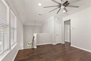 139 Ledgestone Pl, The Woodlands, TX 77382 - Photo 19