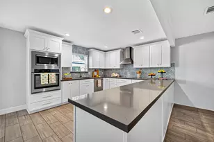 818 Silvergate Dr, Houston, TX 77079 - Photo 1