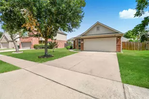 19030 Cypress Bay Dr, Houston, TX 77084 - Photo 3