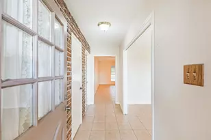 1509 Newport Blvd, League City, TX 77573 - Photo 5