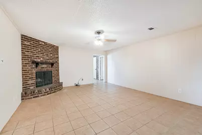 1509 Newport Boulevard, League City, TX 77573 - Photo 7