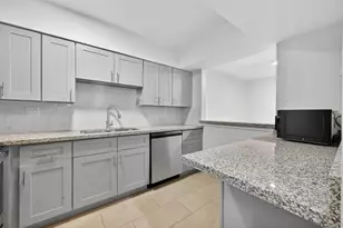 6201 Ranchester Dr, Houston, TX 77036 - Photo 9