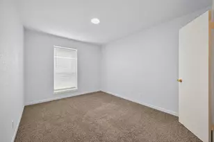 6201 Ranchester Dr, Houston, TX 77036 - Photo 19