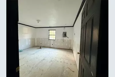 719 County Rd 3880, Cleveland, TX 77328 - Photo 19