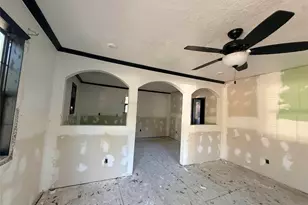 719 County Rd 3880, Cleveland, TX 77328 - Photo 21