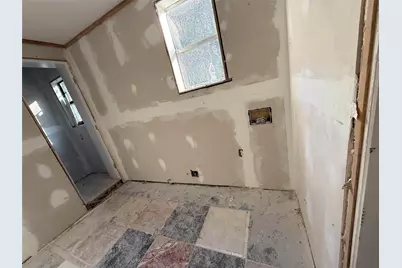 719 County Rd 3880, Cleveland, TX 77328 - Photo 43