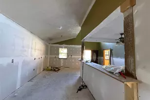 719 County Rd 3880, Cleveland, TX 77328 - Photo 35