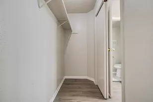 2021 Spenwick Dr, Houston, TX 77055 - Photo 19