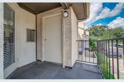 2021 Spenwick Drive #322, Houston, TX 77055 - Photo 21