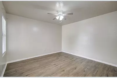 2021 Spenwick Drive #322, Houston, TX 77055 - Photo 15