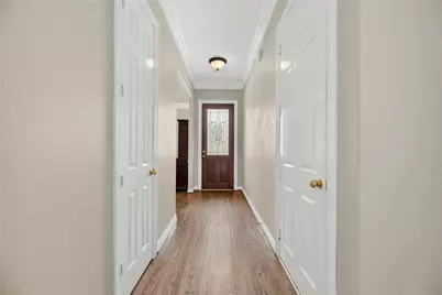 2606 Shady Acres Landing, Houston, TX 77008 - Photo 9