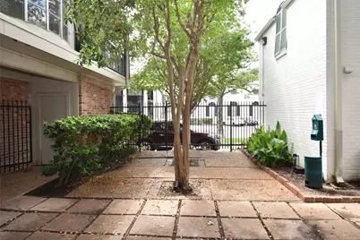 2595 Marilee Lane #2, Houston, TX 77057 - Photo 13