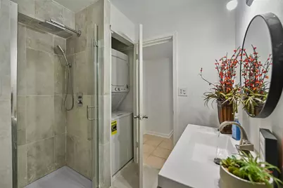 7510 Shadyvilla Lane #23, Houston, TX 77055 - Photo 17