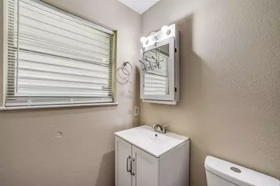 9418 Vicksburg Avenue, Texas City, TX 77591 - Photo 23