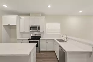 2218 Bringhurst St, Houston, TX 77026 - Photo 9