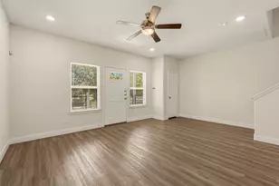 2218 Bringhurst St, Houston, TX 77026 - Photo 5