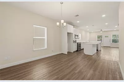 2218 Bringhurst Street #B, Houston, TX 77026 - Photo 13
