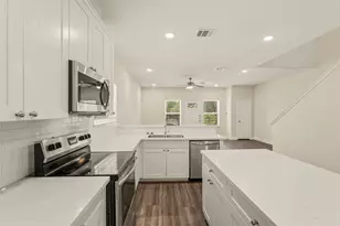2218 Bringhurst St, Houston, TX 77026 - Photo 11