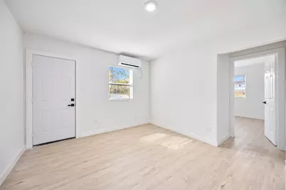 6811 Del Rio Street #Apt 14, Houston, TX 77021 - Photo 3