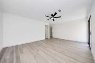 10922 Sagemorgan Dr, Houston, TX 77089 - Photo 27