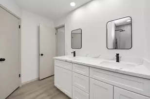 10922 Sagemorgan Dr, Houston, TX 77089 - Photo 35