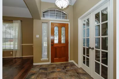 9203 Memorial Pines Way, Spring, TX 77379 - Photo 9