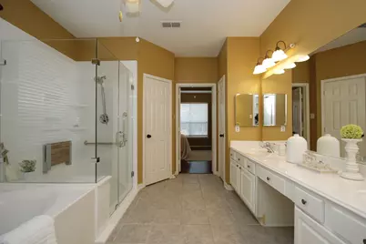 9203 Memorial Pines Way, Spring, TX 77379 - Photo 25