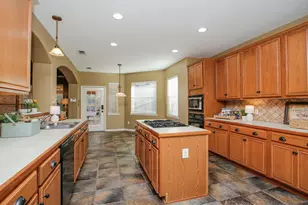 9203 Memorial Pines Way, Spring, TX 77379 - Photo 19