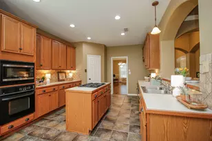 9203 Memorial Pines Way, Spring, TX 77379 - Photo 17