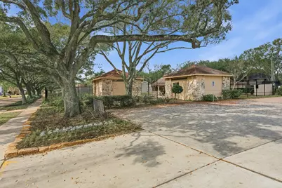 2419 Briarlee Drive, Houston, TX 77077 - Photo 31