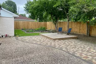 2419 Briarlee Dr, Houston, TX 77077 - Photo 27