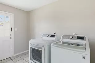 2419 Briarlee Dr, Houston, TX 77077 - Photo 23