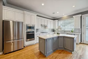 1525 W 25th St, Houston, TX 77008 - Photo 13