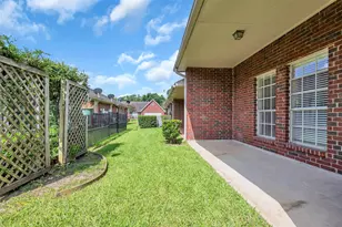 3310 Country Mdws Ct, Pearland, TX 77584 - Photo 25