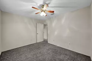 708 S Millbend Dr, The Woodlands, TX 77380 - Photo 25