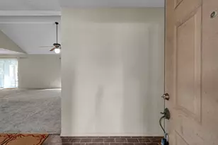 708 S Millbend Dr, The Woodlands, TX 77380 - Photo 5