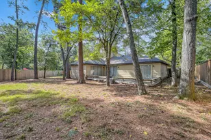 708 S Millbend Dr, The Woodlands, TX 77380 - Photo 27