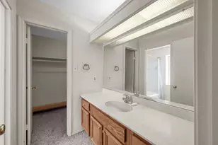 708 S Millbend Dr, The Woodlands, TX 77380 - Photo 19