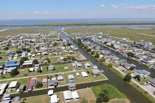 1120 & 1122 Prides Ln, Crystal Beach, TX 77650 - Photo 1