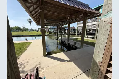 1120 & 1122 Prides Lane, Crystal Beach, TX 77650 - Photo 7