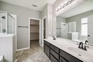 11007 Northam Dr, Tomball, TX 77375 - Photo 9