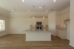 962 Garden Path Dr, Willis, TX 77378 - Photo 3