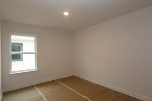 962 Garden Path Dr, Willis, TX 77378 - Photo 9