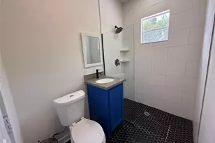 1 Canal Ct, Houston, TX 77011 - Photo 11