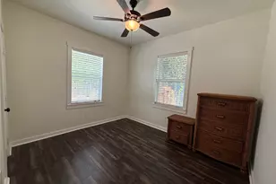 1 Canal Ct, Houston, TX 77011 - Photo 9