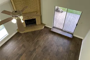 3118 Redcliff Dr, Sugar Land, TX 77479 - Photo 9