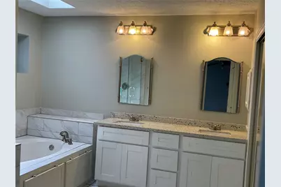 3118 Redcliff Drive, Sugar Land, TX 77479 - Photo 13