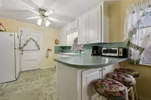 409 Eleanor St, Houston, TX 77009 - Photo 9